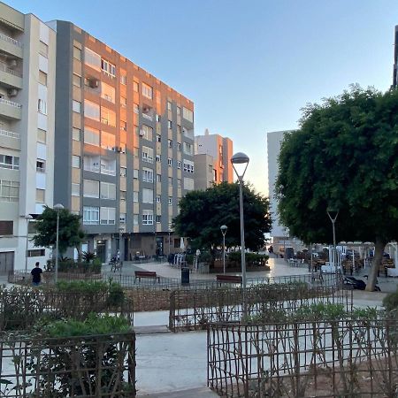 Paseo Maritimo Almeria Zapillo Daniel Luaran gambar